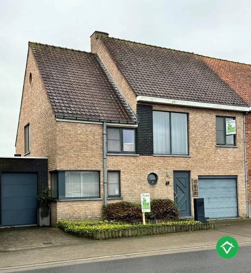 Huis te  huur in Koekelare 8680 1100.00€ 4 slaapkamers m² - Zoekertje 310425