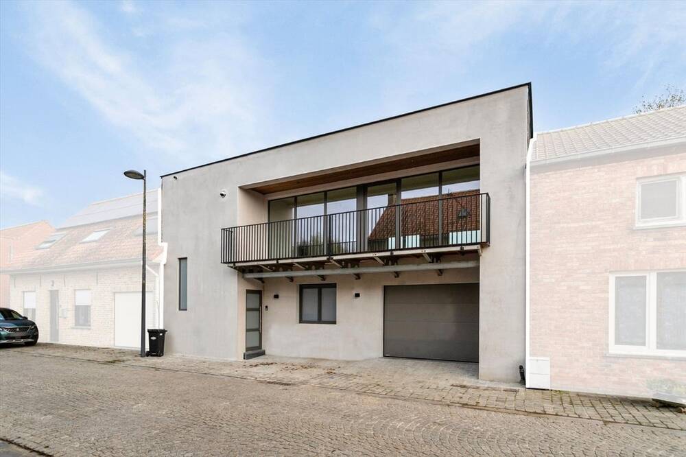 Huis te  koop in Diksmuide 8600 415000.00€ 3 slaapkamers 202.00m² - Zoekertje 310558