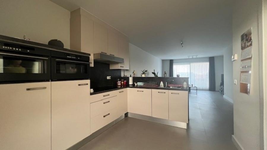 Appartement te  huur in Zwevezele 8750 750.00€ 2 slaapkamers m² - Zoekertje 310431