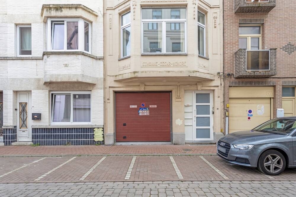 Parking & garage te  koop in Blankenberge 8370 59000.00€ 0 slaapkamers m² - Zoekertje 310301