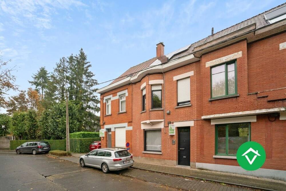 Huis te  koop in Roeselare 8800 279000.00€ 2 slaapkamers 134.00m² - Zoekertje 310670