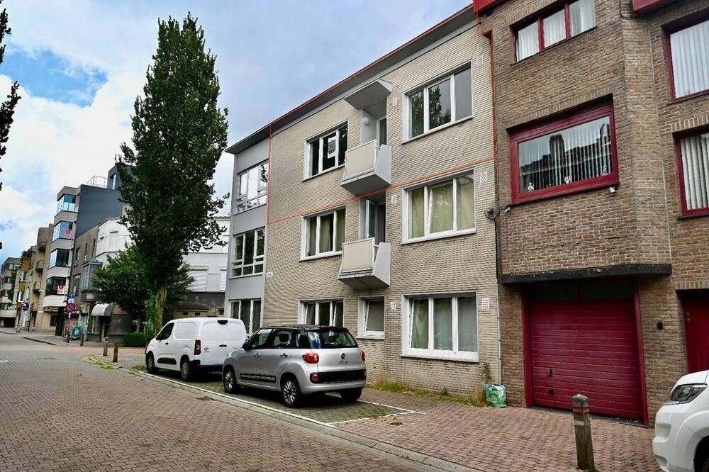 Appartement te  koop in Oostende 8400 167500.00€ 1 slaapkamers m² - Zoekertje 310633