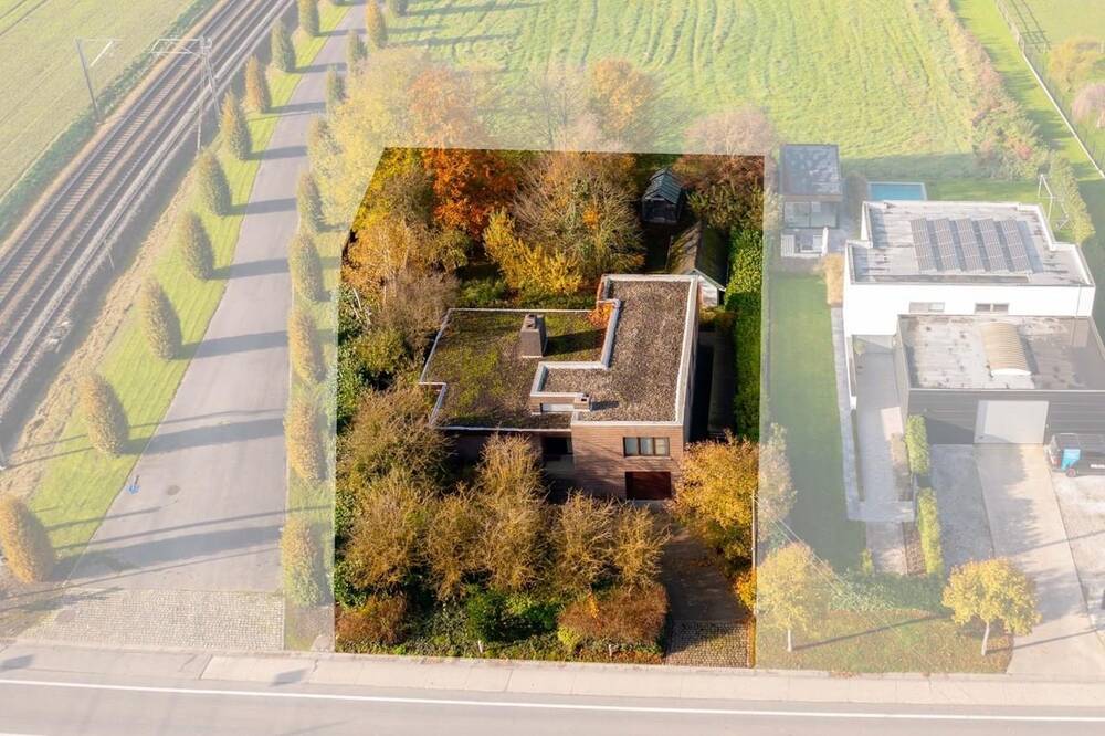 Huis te  koop in Tielt 8700 398000.00€ 4 slaapkamers 284.00m² - Zoekertje 312104