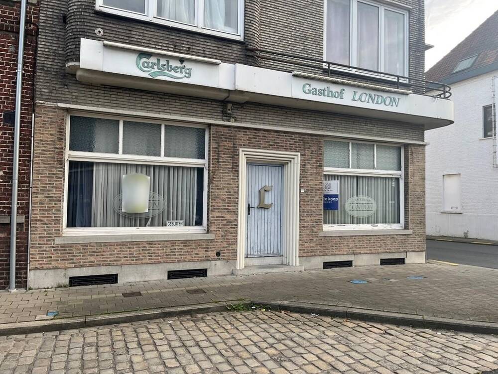 Handelszaak te  koop in Ingelmunster 8770 89000.00€  slaapkamers m² - Zoekertje 312503