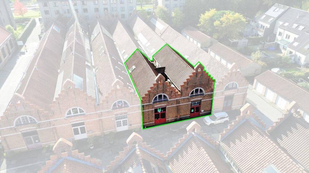 Huis te  koop in Brugge 8000 700000.00€  slaapkamers 411.00m² - Zoekertje 313404