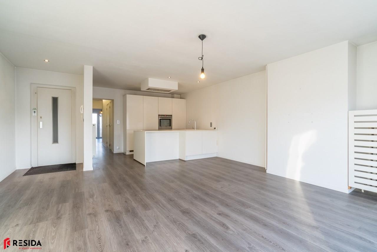 Appartement te  koop in Kortrijk 8500 168000.00€ 1 slaapkamers 88.00m² - Zoekertje 313287