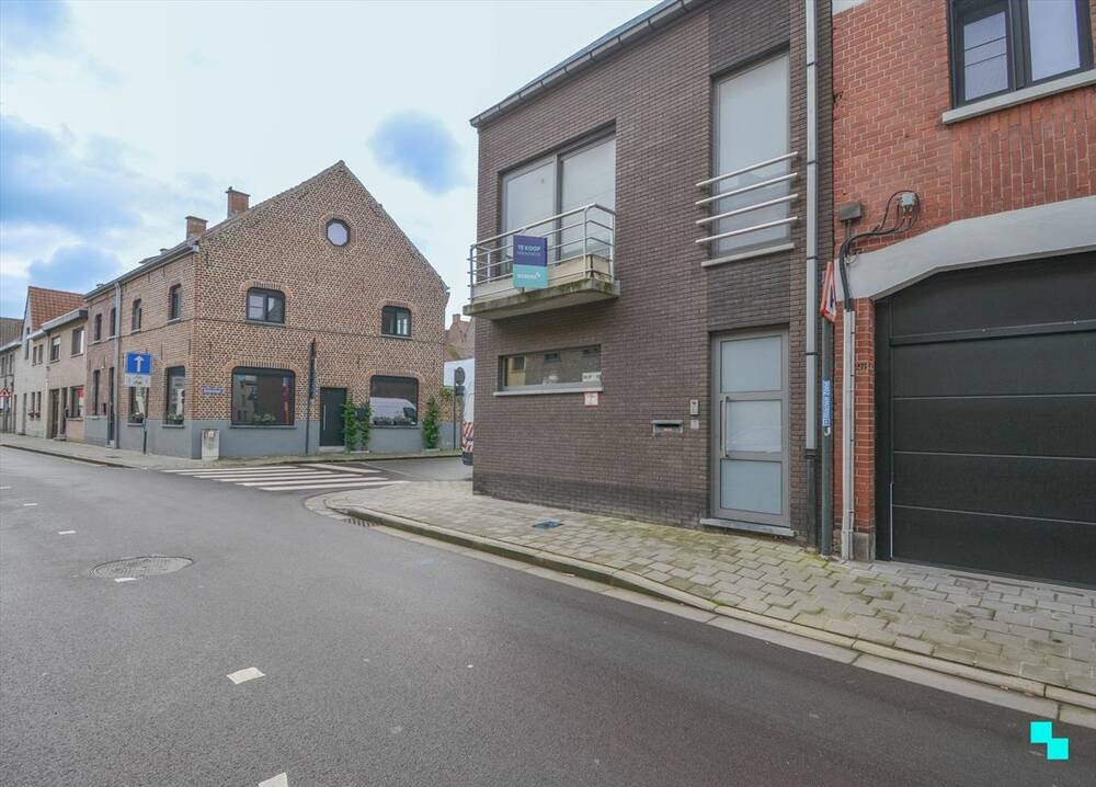 Appartement te  koop in Roeselare 8800 229000.00€ 2 slaapkamers 108.00m² - Zoekertje 313656