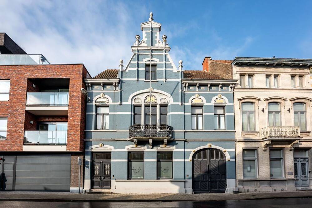 Huis te  koop in Roeselare 8800 995000.00€ 5 slaapkamers 550.00m² - Zoekertje 313518