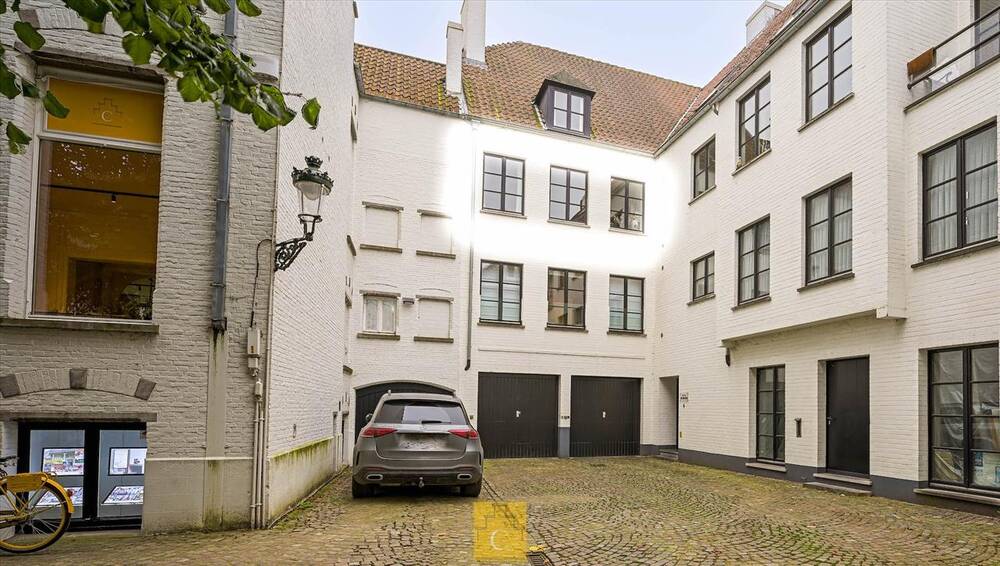 Appartement te  huur in Brugge 8000 1180.00€ 2 slaapkamers 130.00m² - Zoekertje 313340