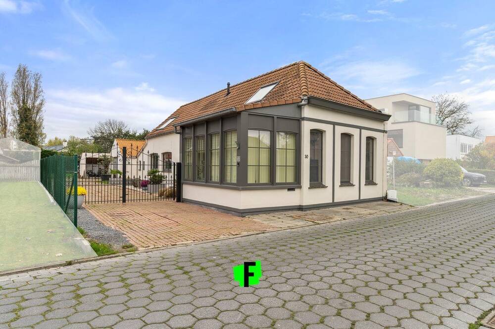 Huis te  koop in Bredene 8450 525000.00€ 3 slaapkamers 170.00m² - Zoekertje 312806