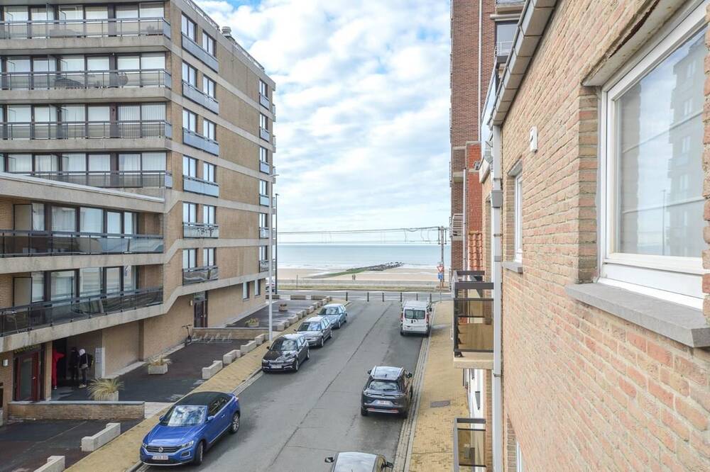 Appartement te  in Oostende 8400 695.00€ 1 slaapkamers m² - Zoekertje 319034