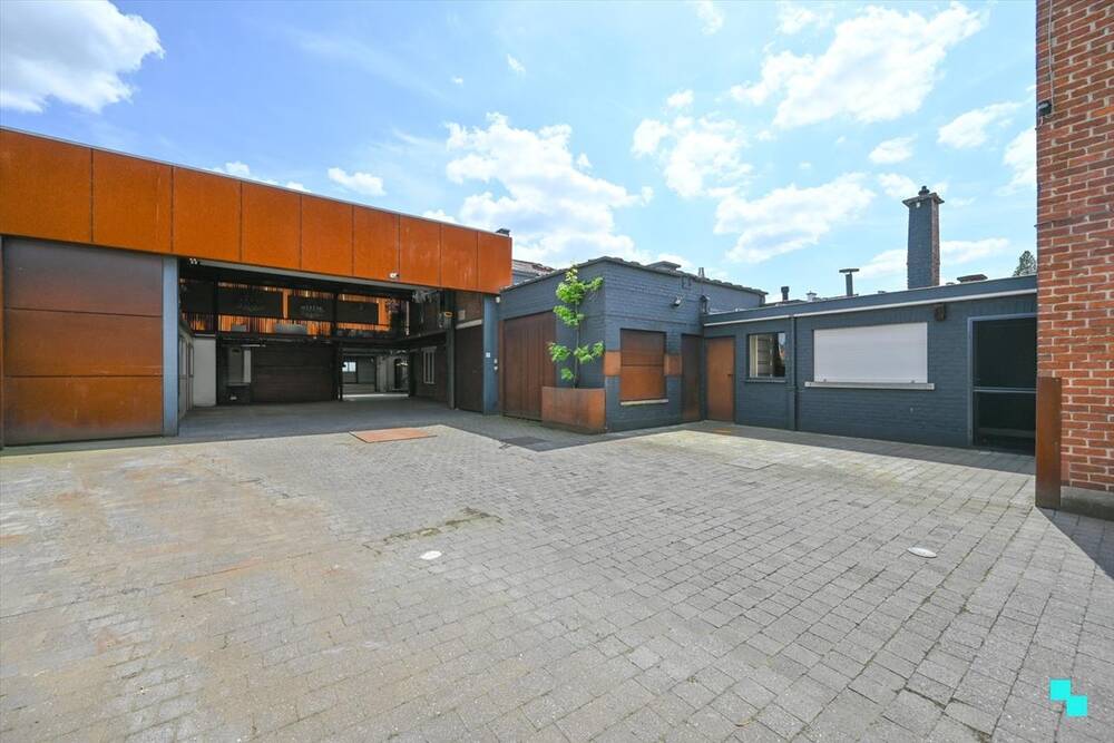 Loft te  koop in Izegem 8870 479000.00€ 4 slaapkamers 1107.00m² - Zoekertje 322763